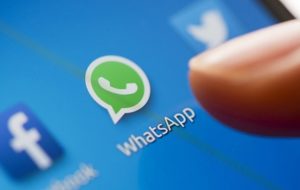 Come scaricare e installare WhatsApp SENZA Play Store? 1