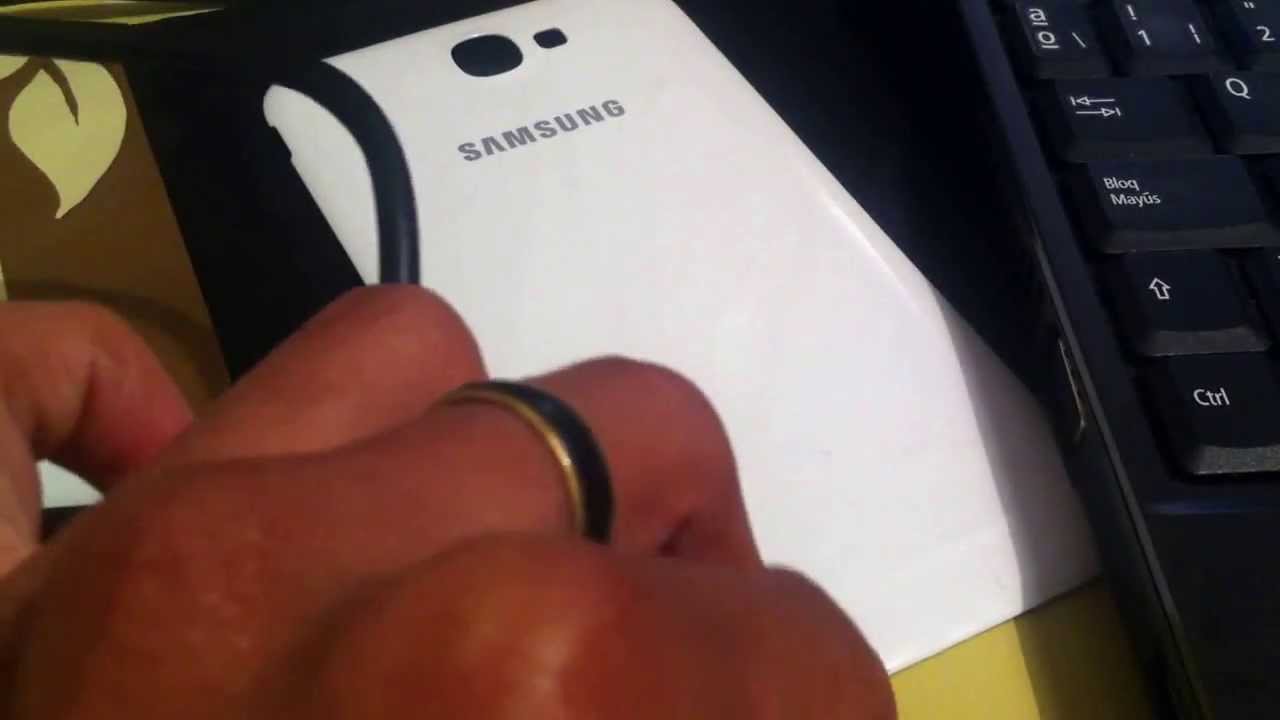 La soluzione mobile Samsung vibra ma non si accende 1