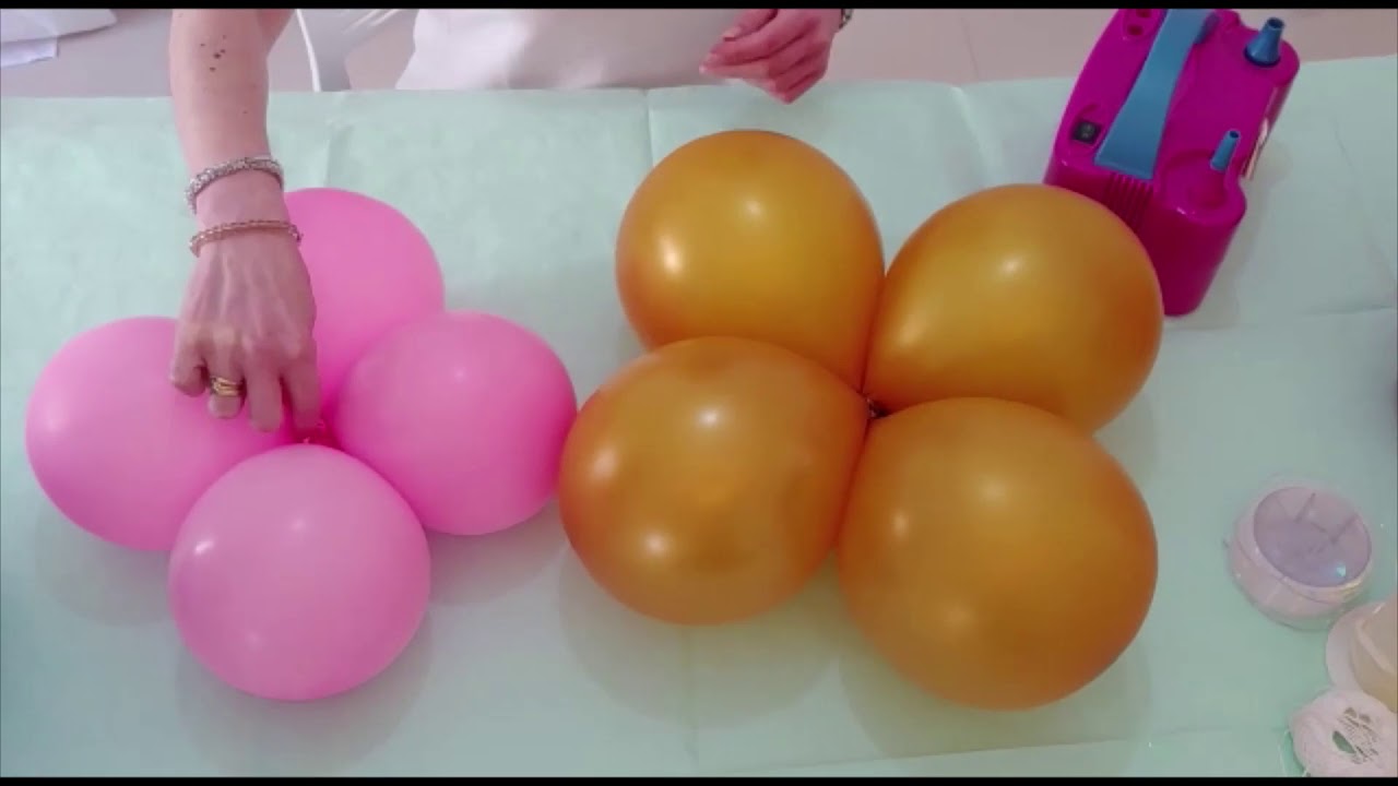 Come legare I palloncini tra loro 1